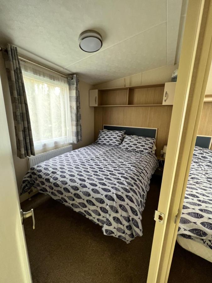 Mollys Retreat Pet Friendly Three Bed Caravan With Small Garden Newquay Bay Resort Quieter Area Of Park Extérieur photo